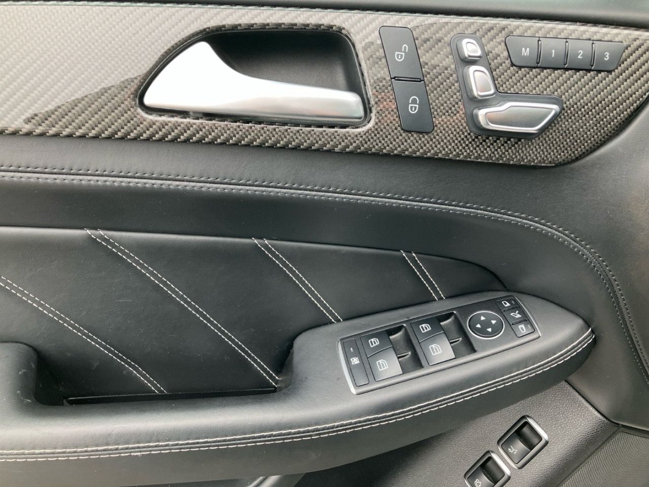 Fahrzeugbild 16 / 19