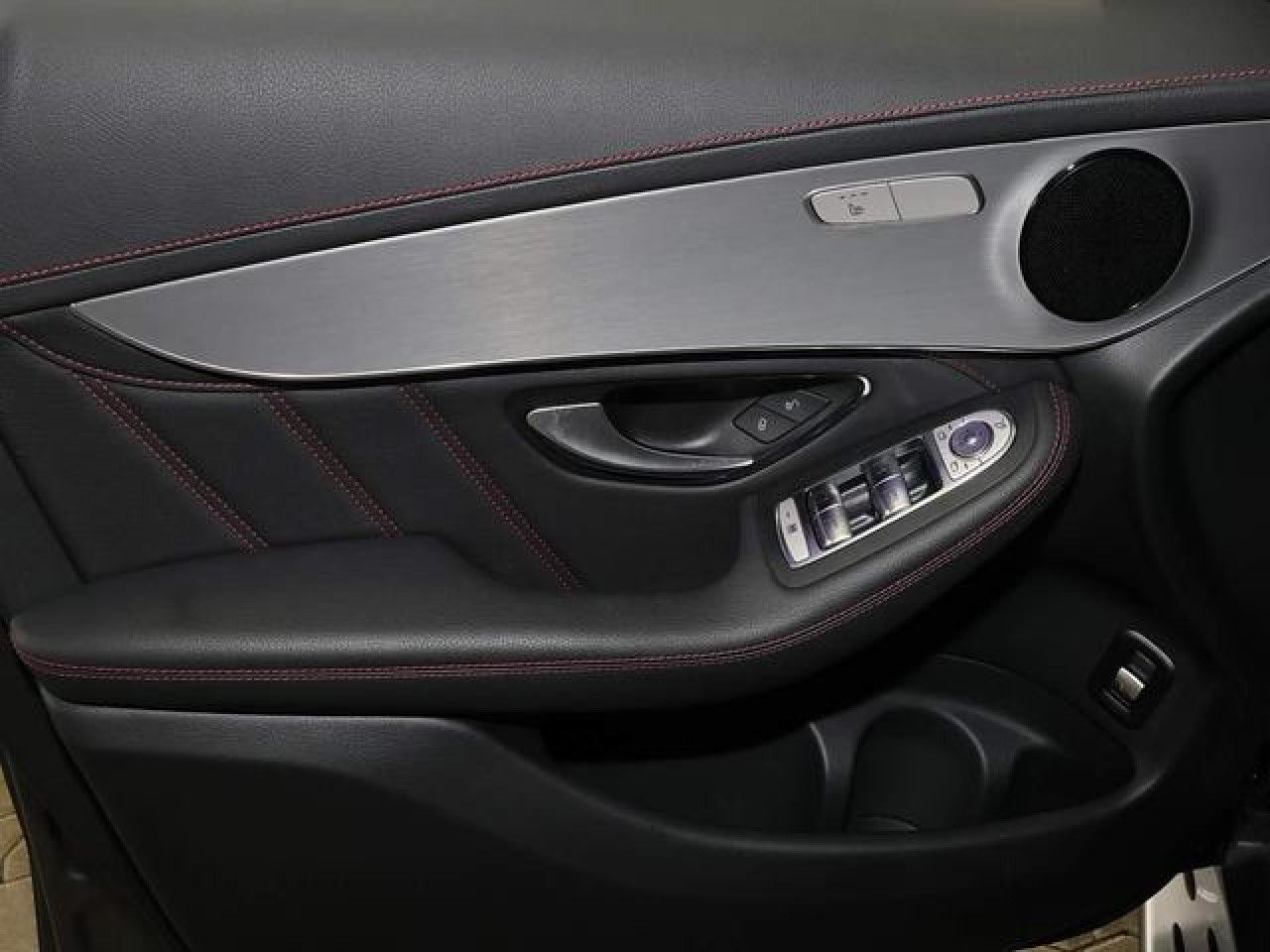 Fahrzeugbild 11 / 12