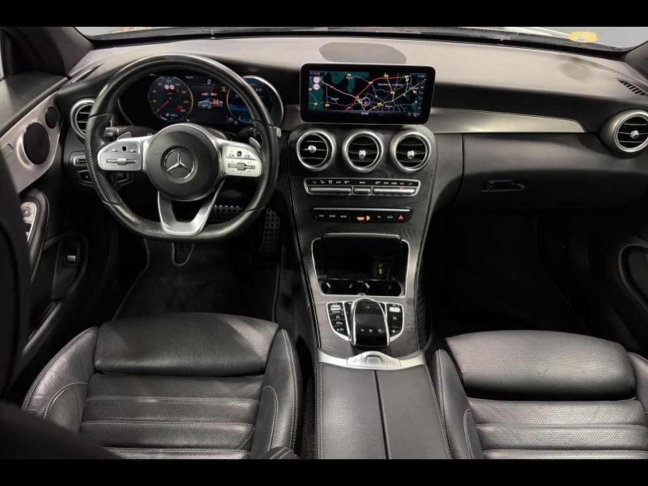 Photo du v&eacute;hicule 7 / 18