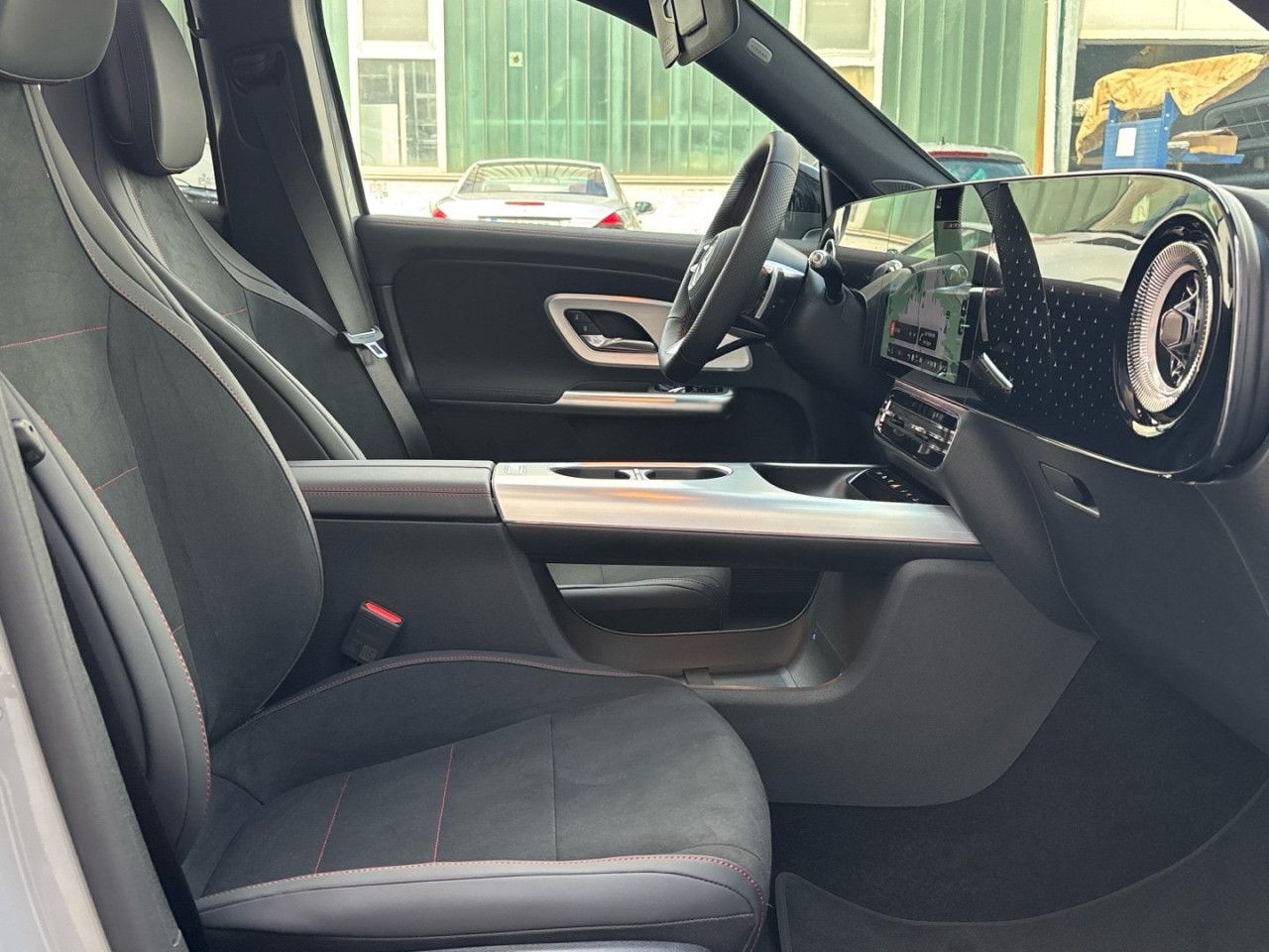Mercedes-Benz GLB – Bild 14