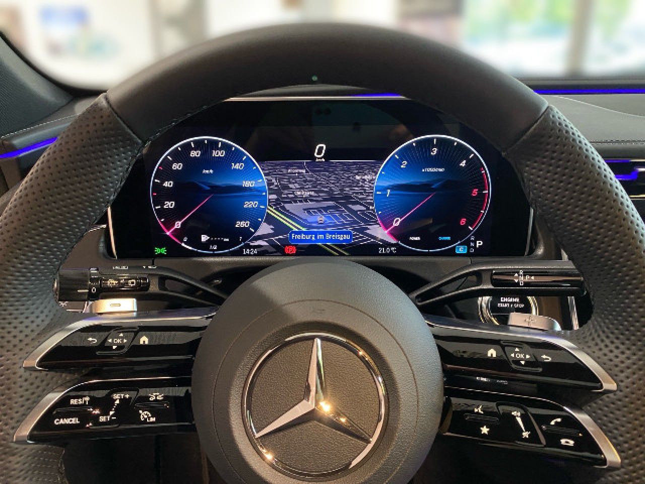 Mercedes-Benz E-Klasse – Bild 8
