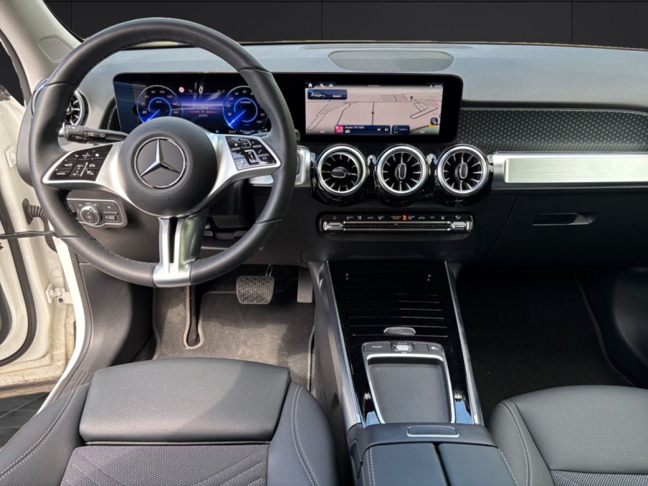 Mercedes-Benz EQB – Bild 12