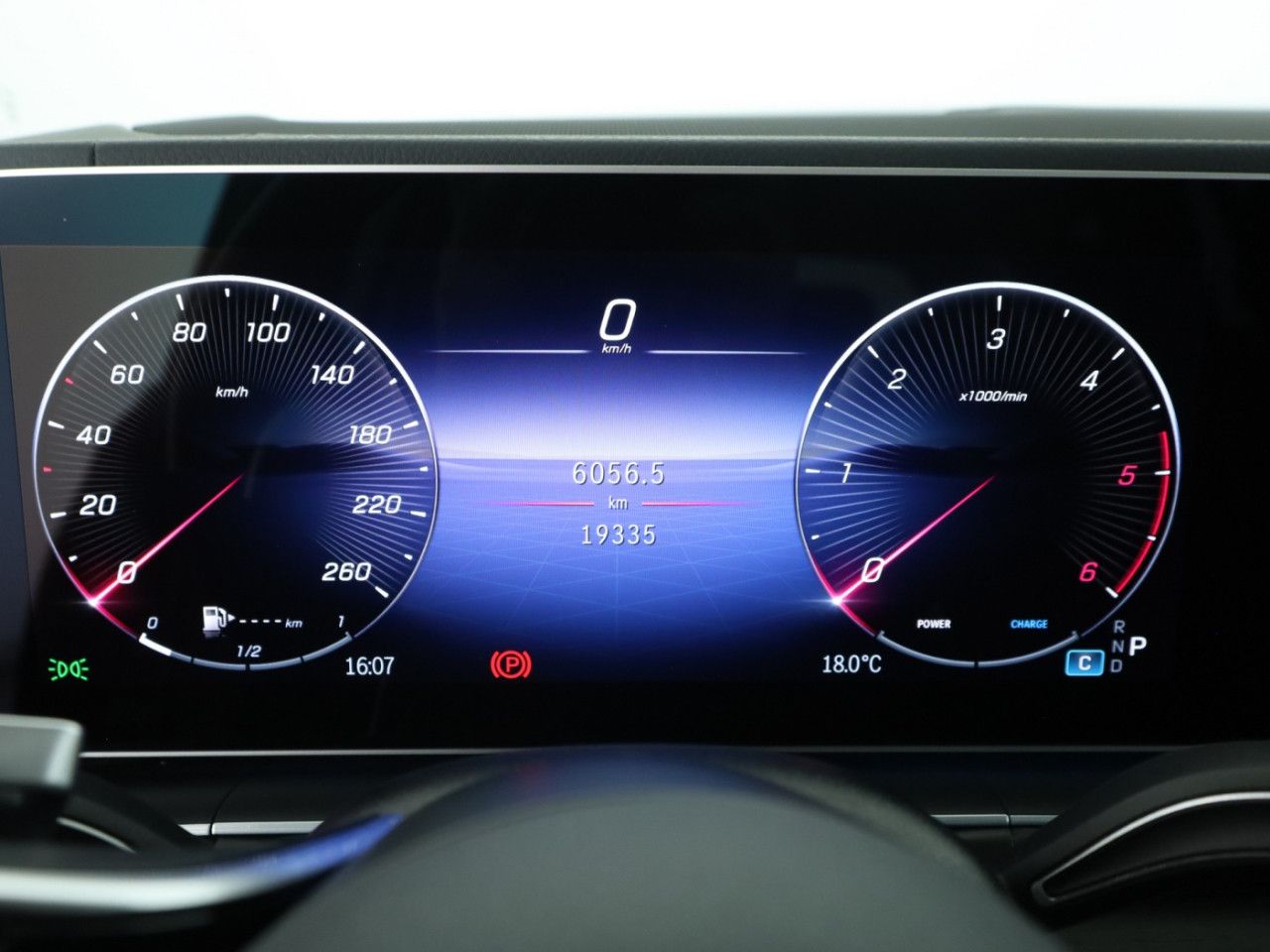 Mercedes-Benz GLS – Bild 12