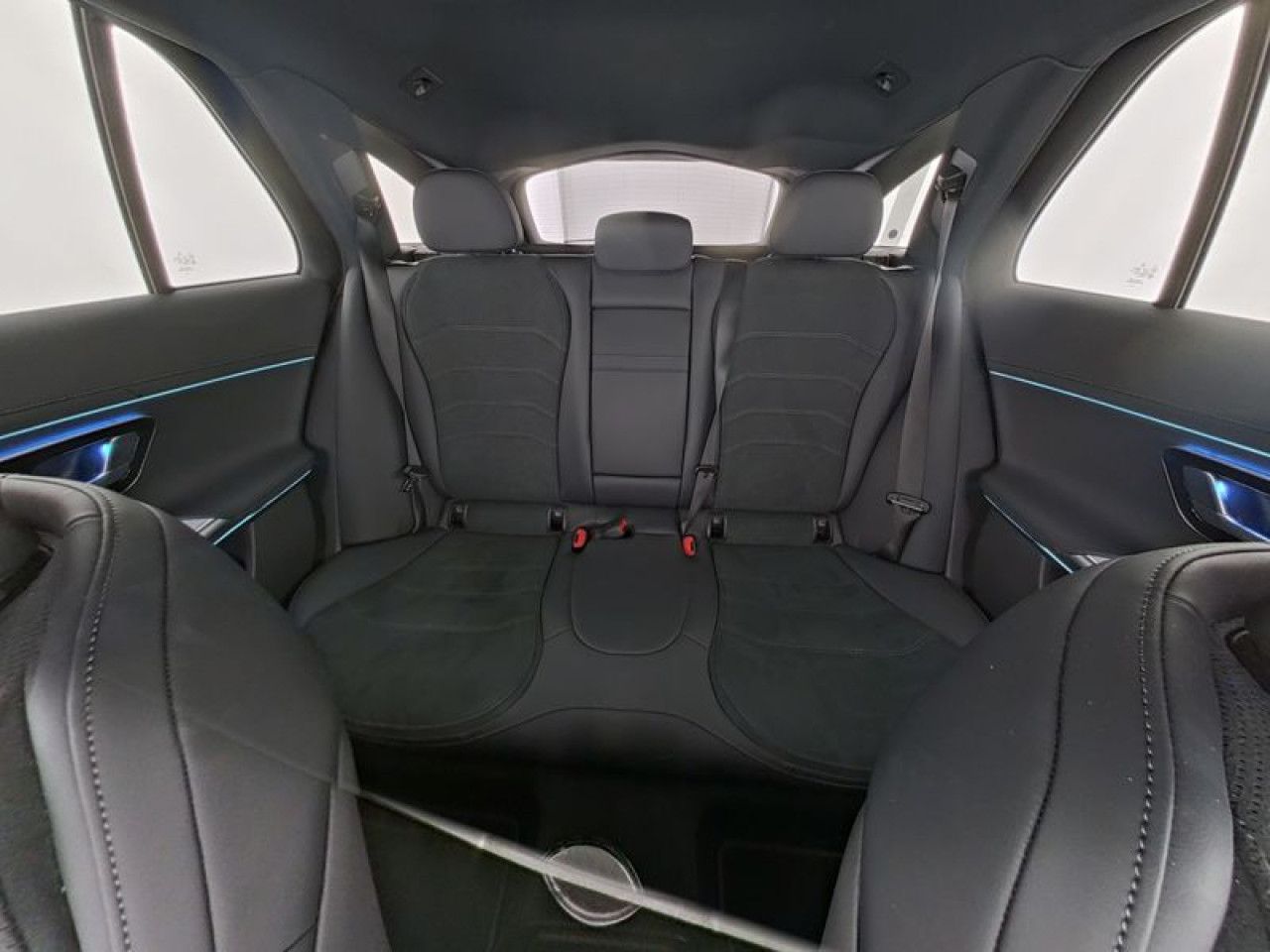 Mercedes-Benz E-Klasse – Bild 7