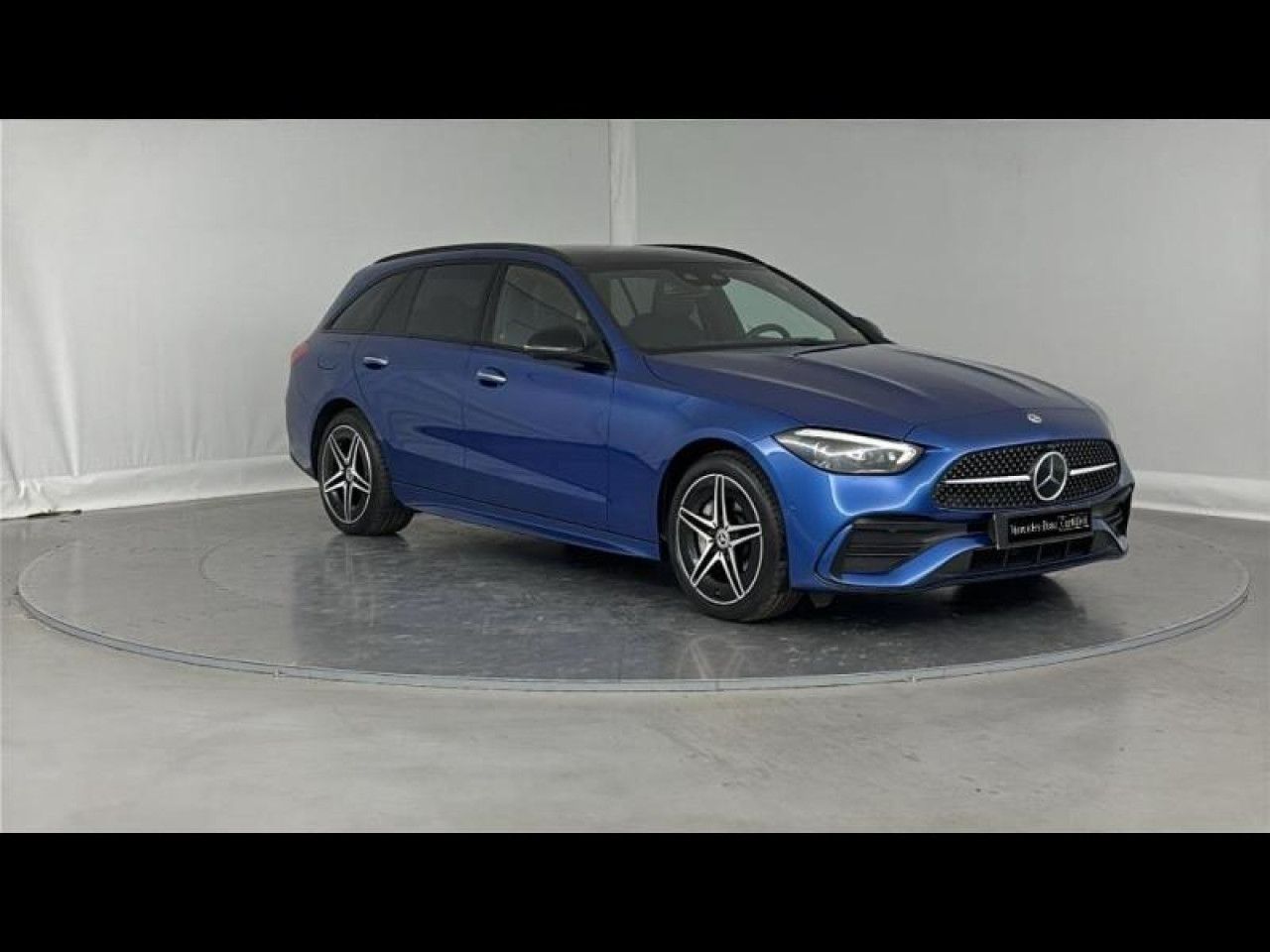 Photo du v&eacute;hicule 3 / 18