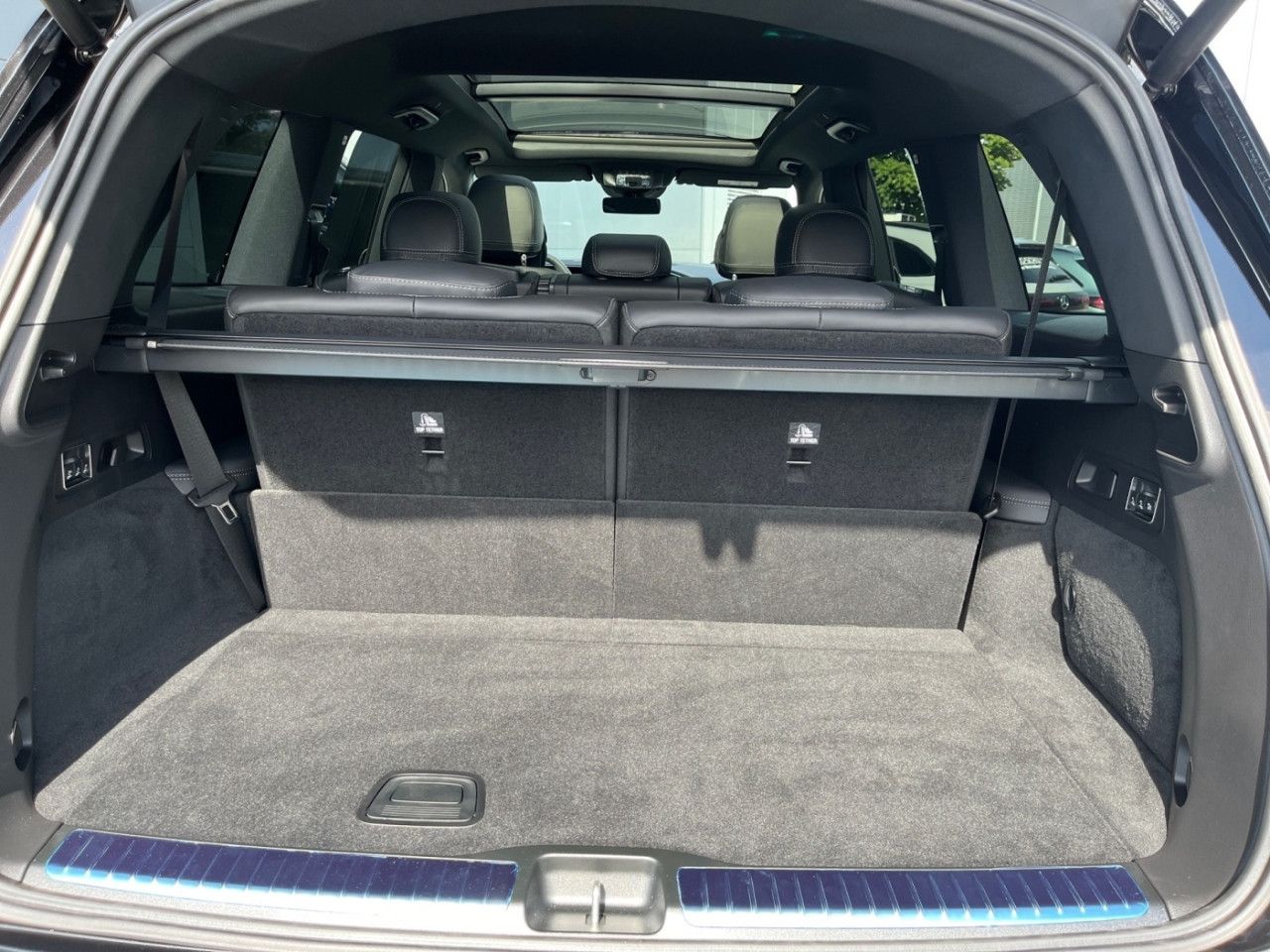 Mercedes-Benz GLS – Bild 12