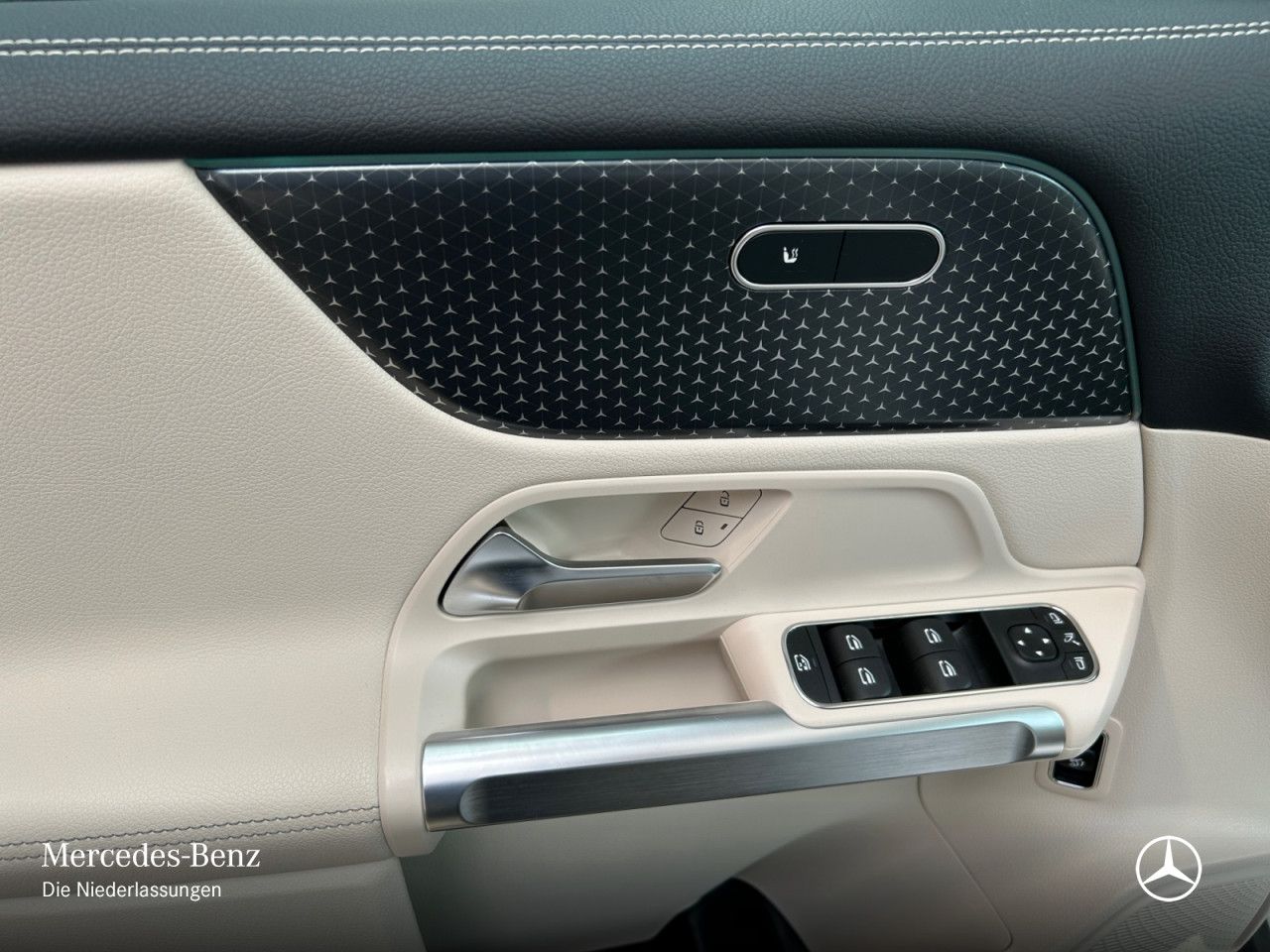 Fahrzeugbild 14 / 17