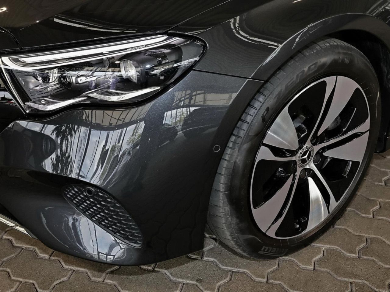 Mercedes-Benz E-Klasse – Bild 4