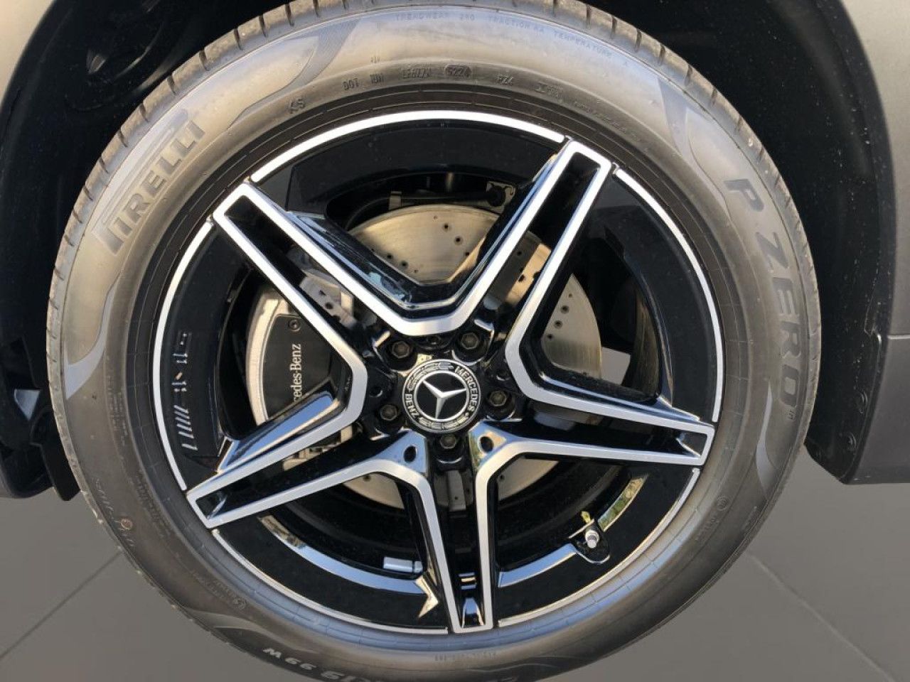 Mercedes-Benz GLB – Bild 8