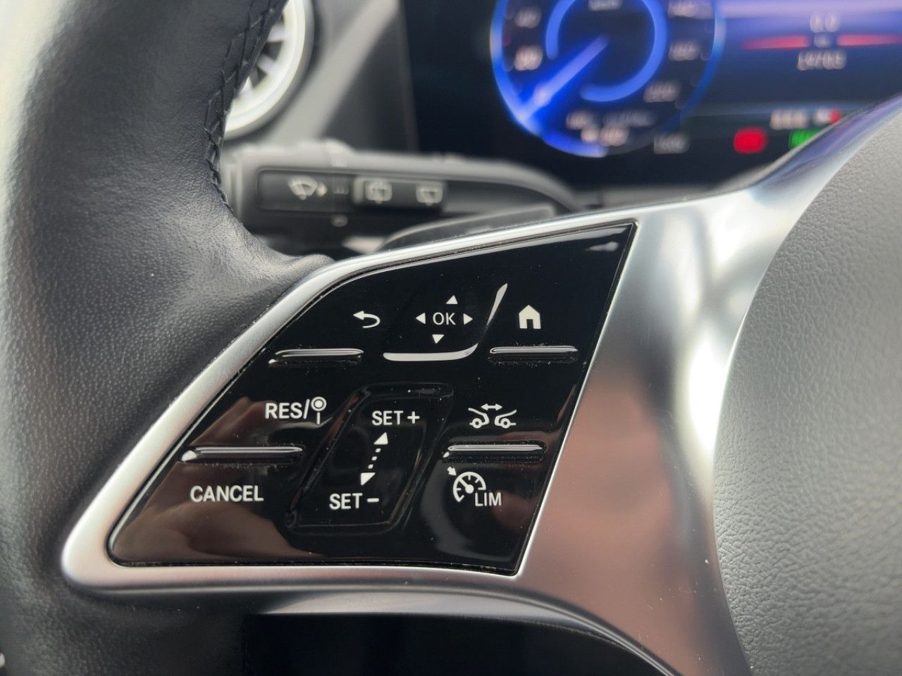 Fahrzeugbild 12 / 16