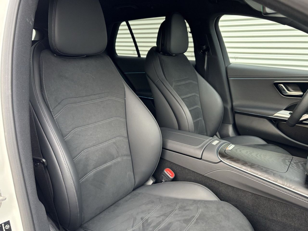 Mercedes-Benz E-Klasse – Bild 11