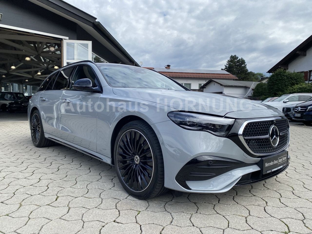 Mercedes-Benz E-Klasse – Bild 3
