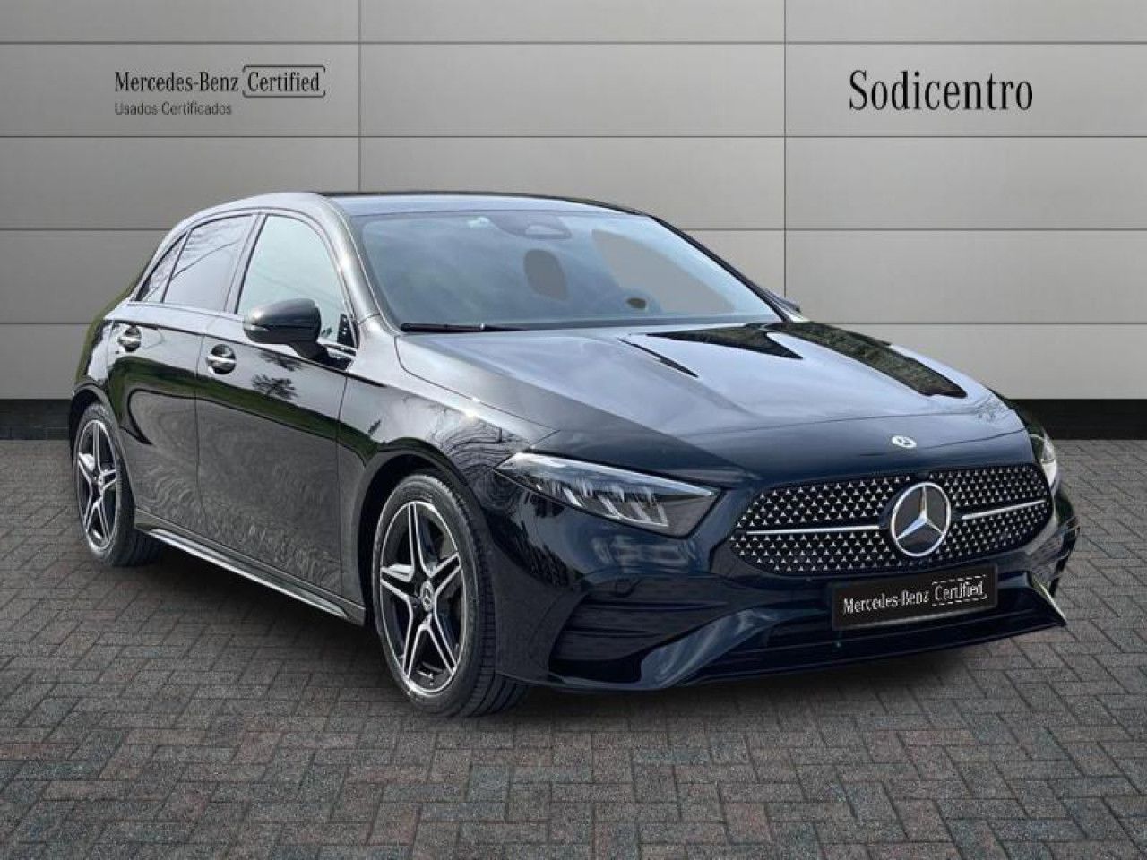 Imagem do ve&iacute;culo 2 / 20