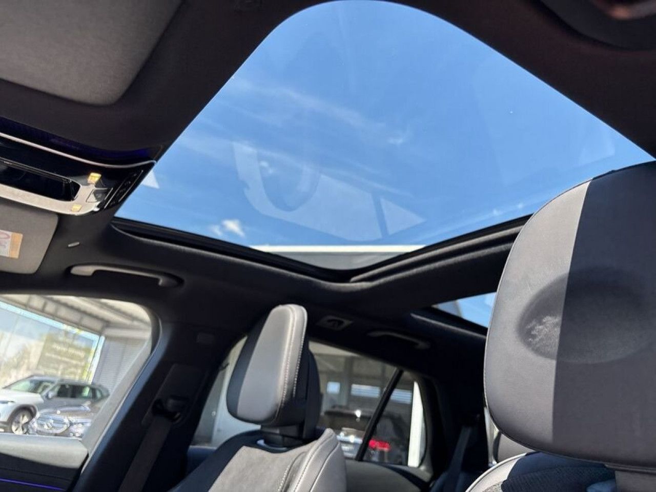 Mercedes-Benz E-Klasse – Bild 29