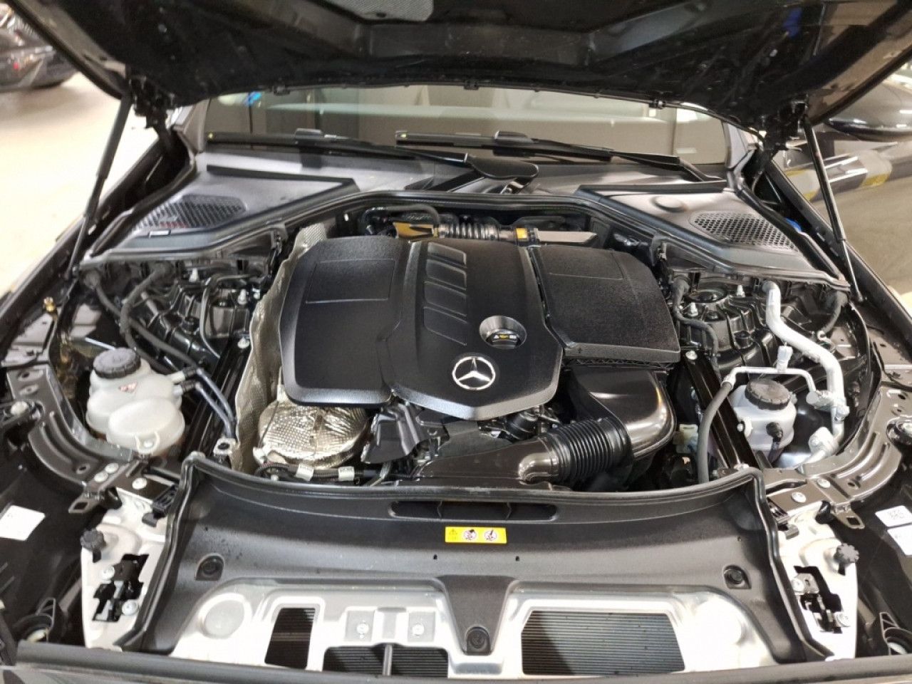 Mercedes-Benz E-Klasse – Bild 20