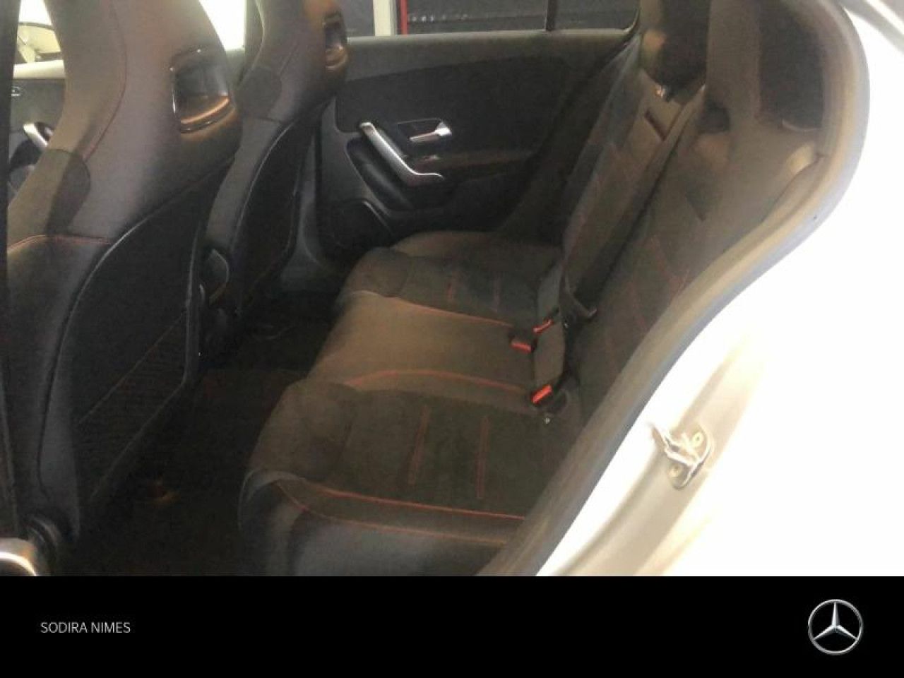 Photo du véhicule 15 / 18