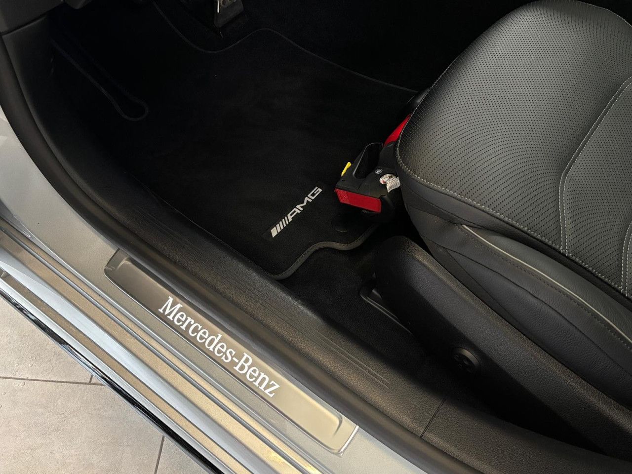 Mercedes-Benz E-Klasse – Bild 21
