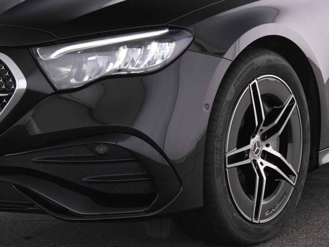 Mercedes-Benz E-Klasse – Bild 8