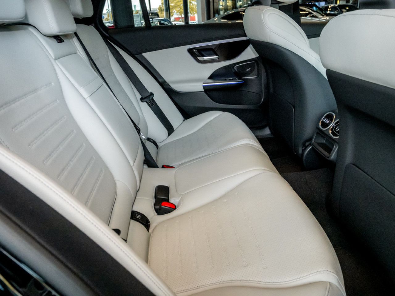 Mercedes-Benz C-Klasse – Bild 11
