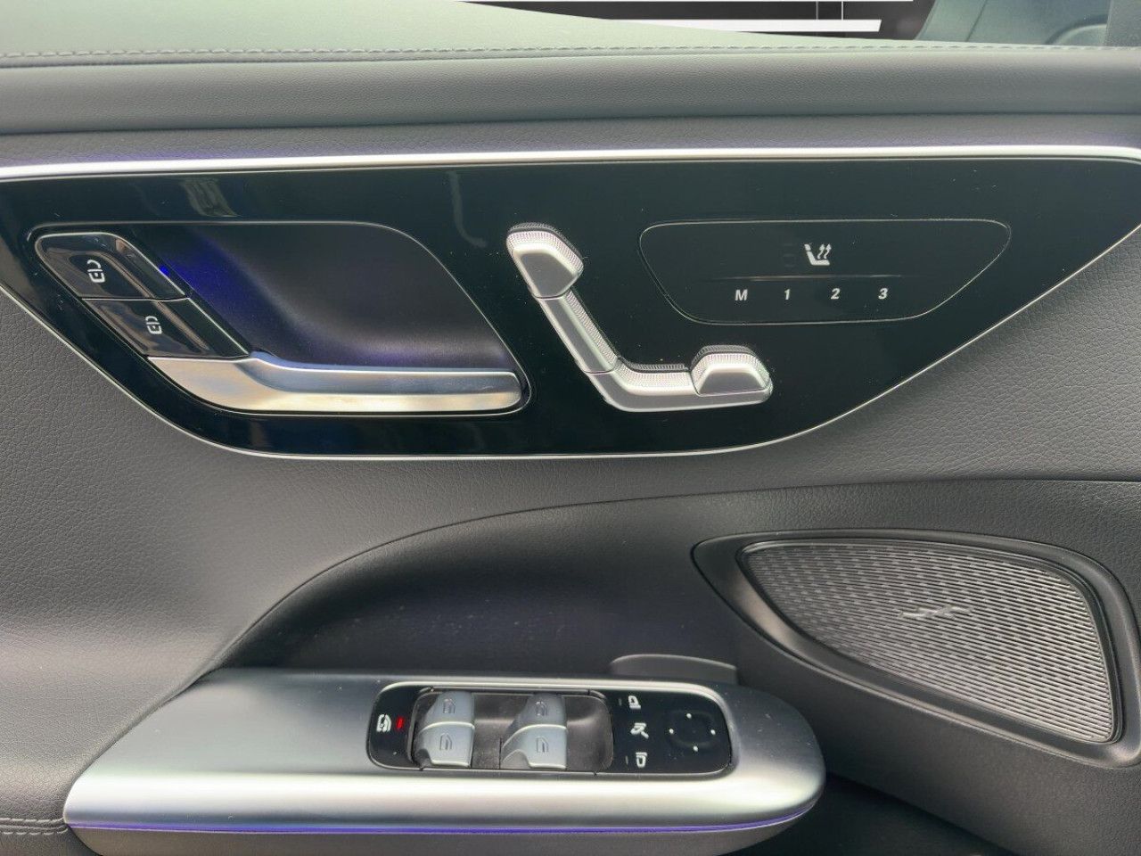 Mercedes-Benz C-Klasse – Bild 12