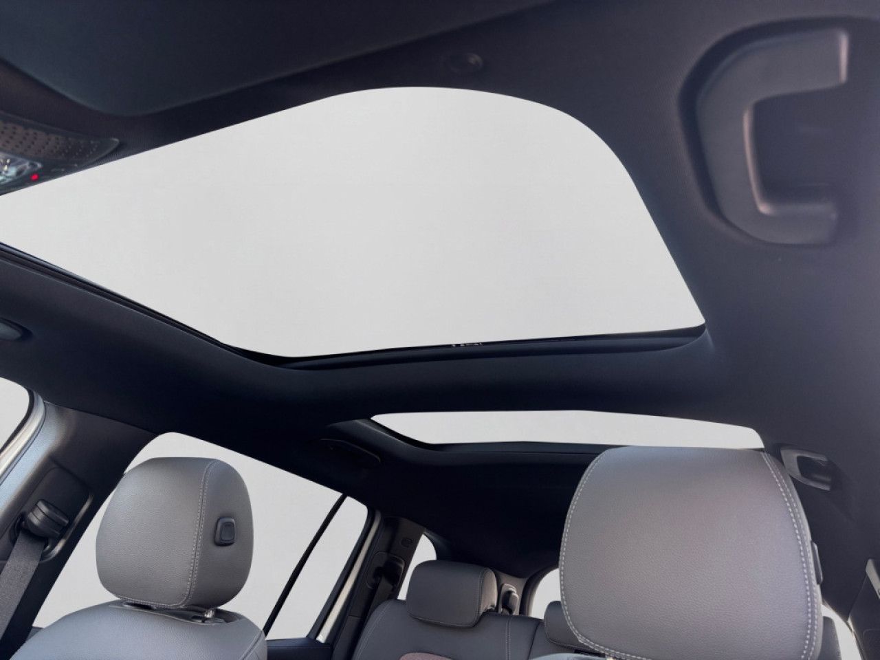 Mercedes-Benz EQB – Bild 8