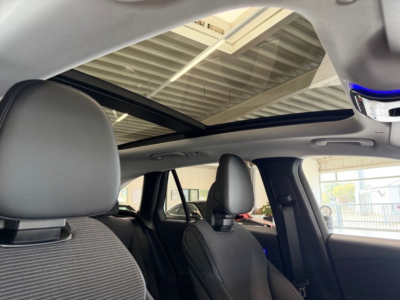 Mercedes-Benz GLC – Bild 18