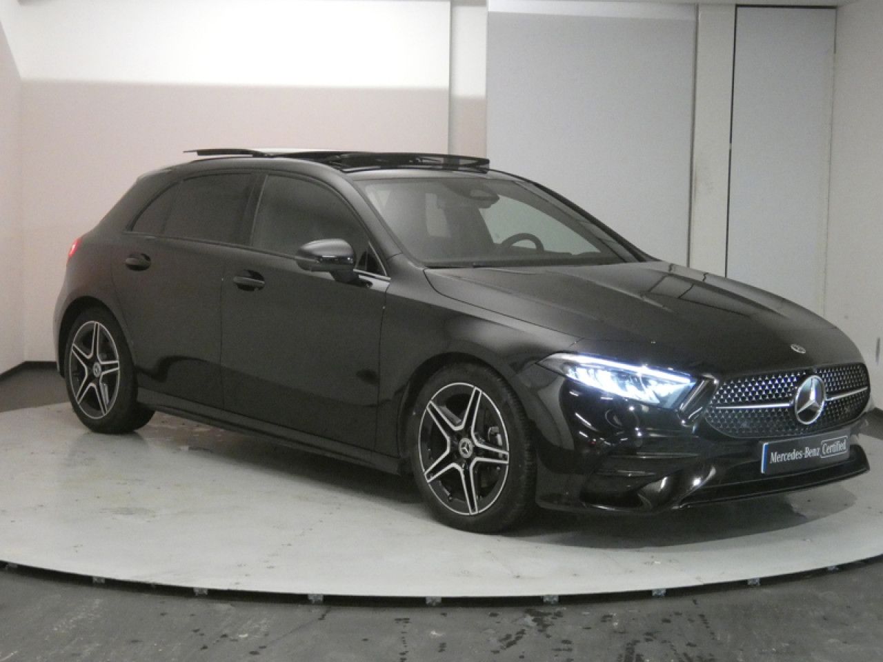 Photo du v&eacute;hicule 8 / 18