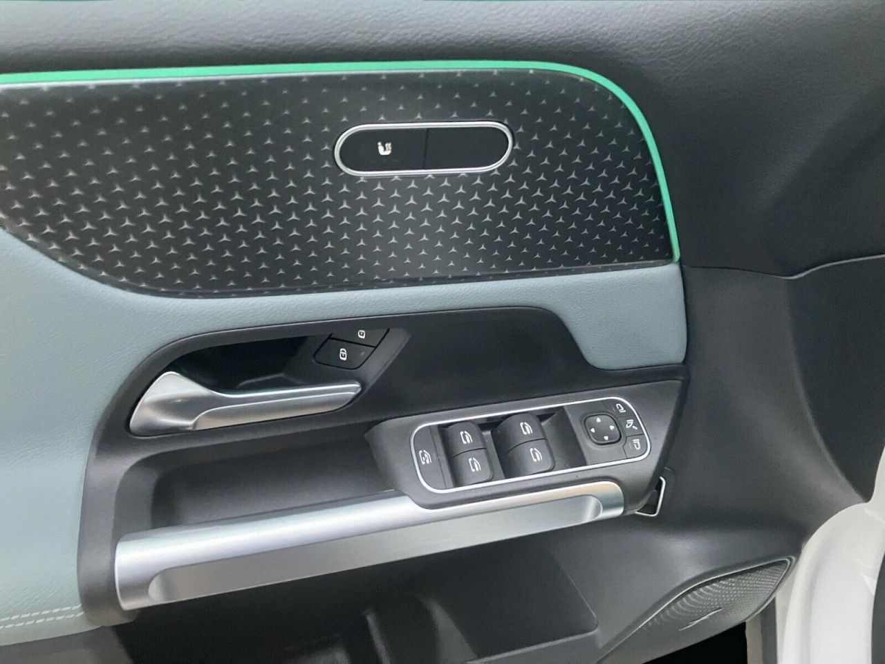 Mercedes-Benz GLB – Bild 16