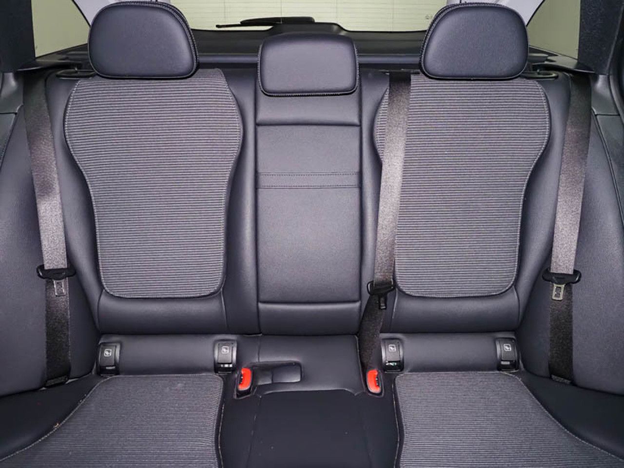 Mercedes-Benz C-Klasse – Bild 8