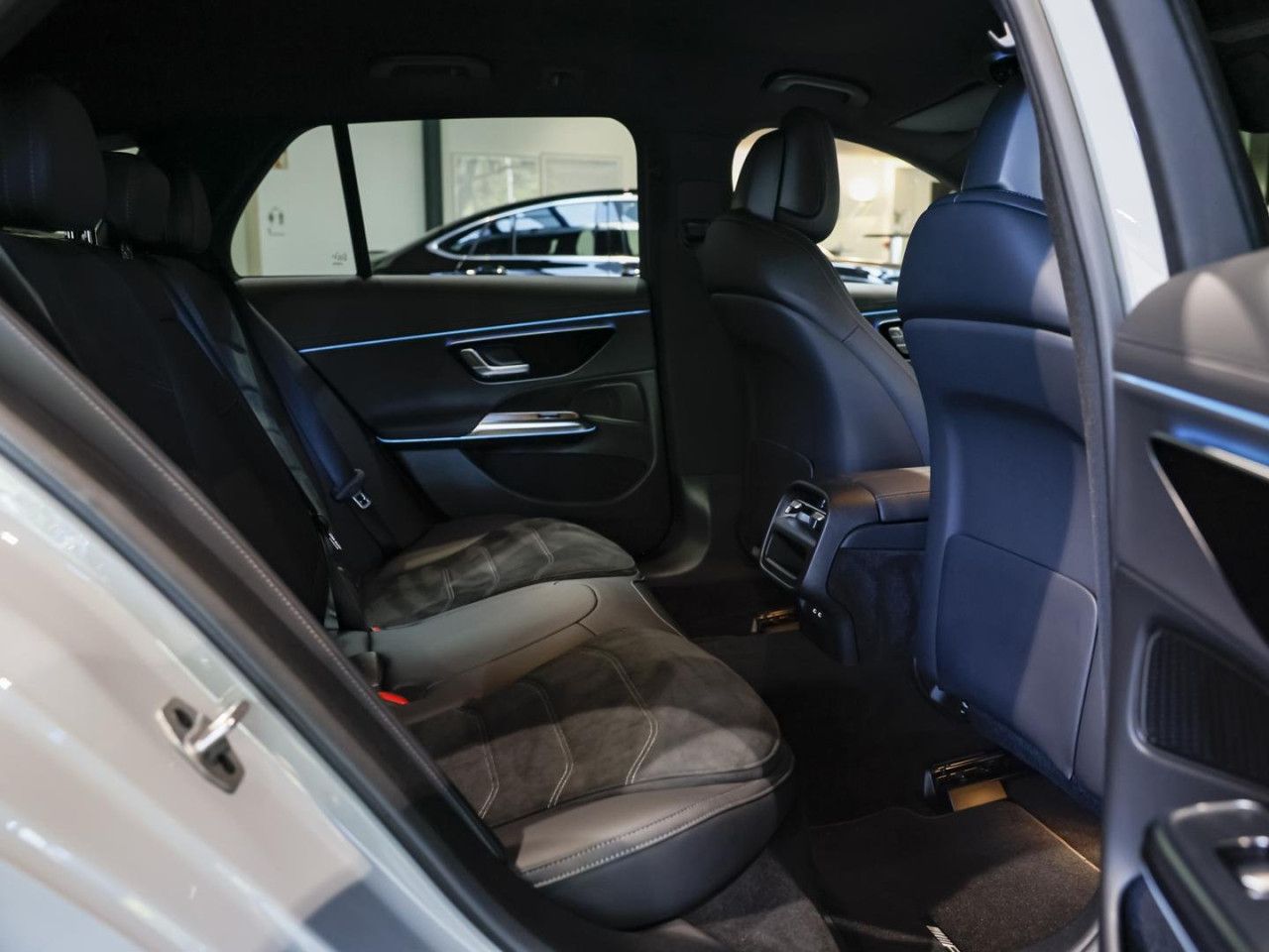 Mercedes-Benz E-Klasse – Bild 11