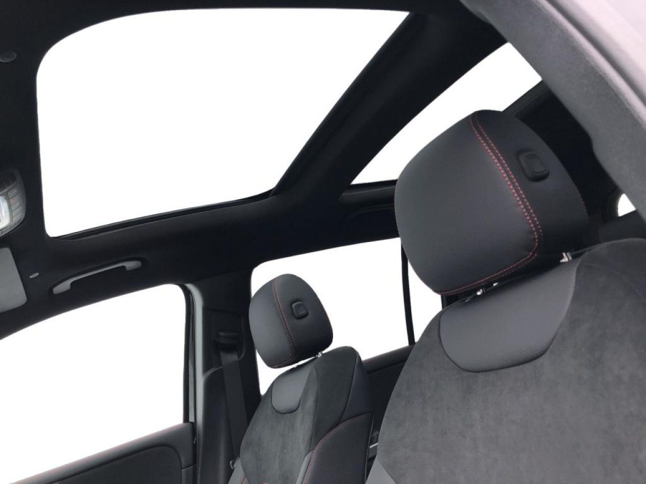Mercedes-Benz GLB – Bild 13