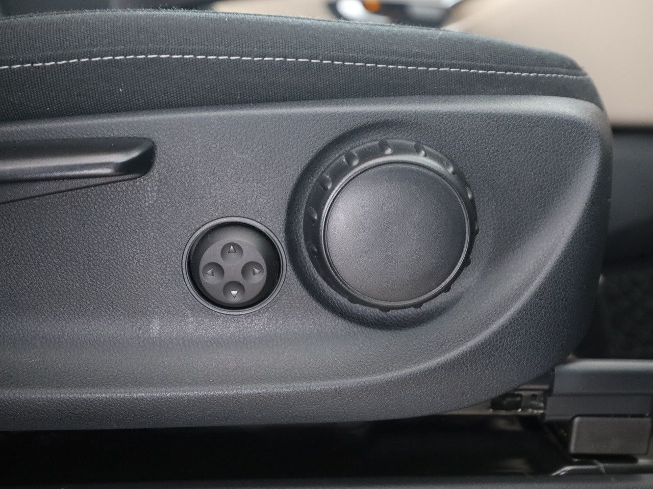 Fahrzeugbild 18 / 29