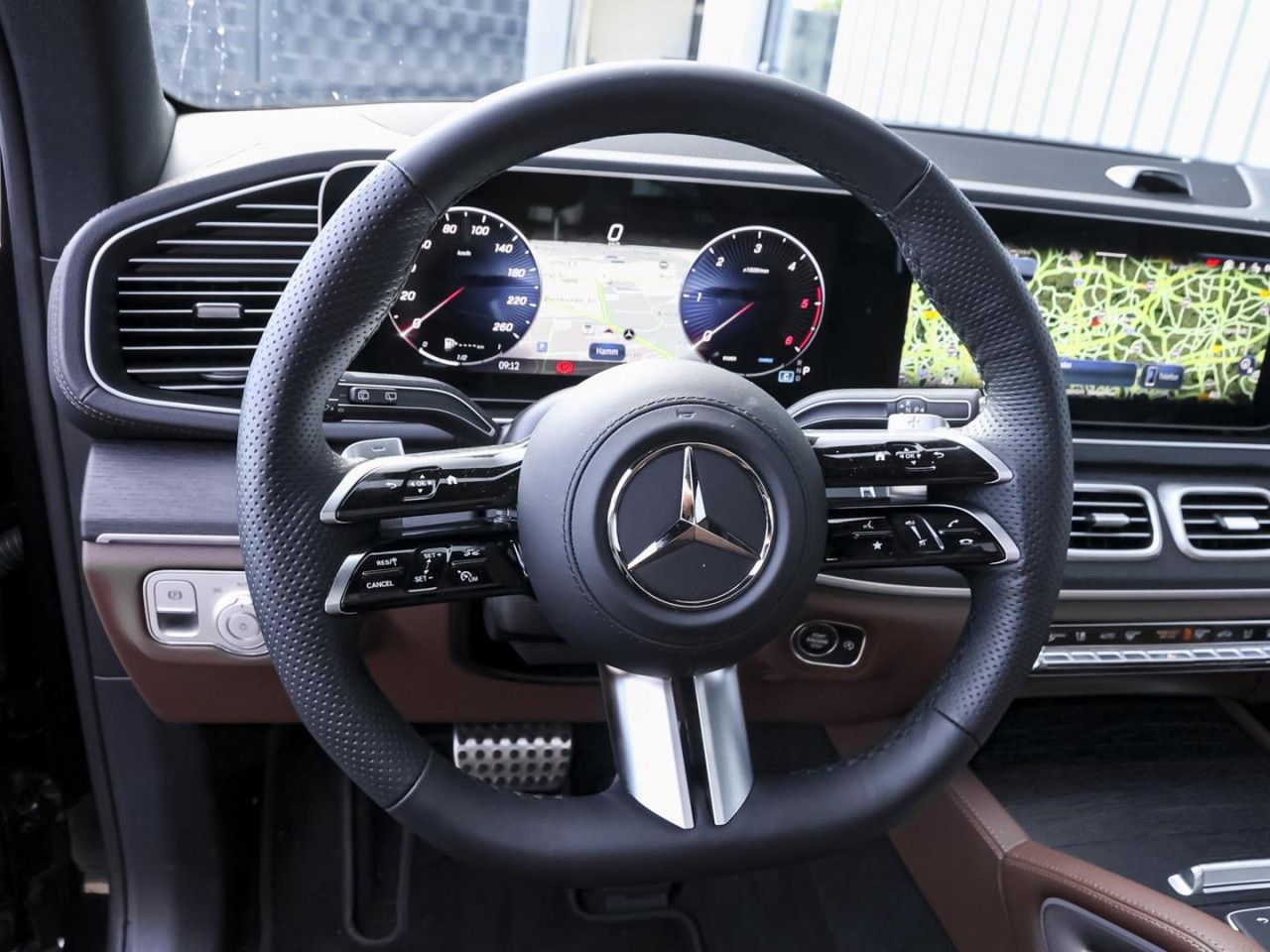 Mercedes-Benz GLS – Bild 14