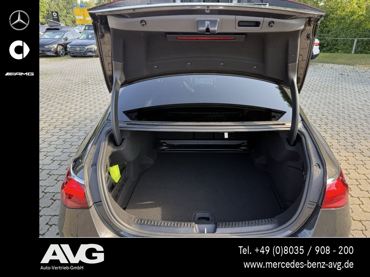 Mercedes-Benz E-Klasse – Bild 8