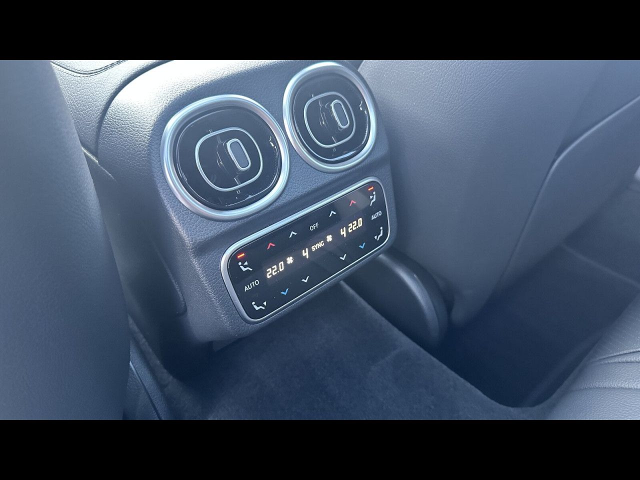 Mercedes-Benz C-Klasse – Bild 17