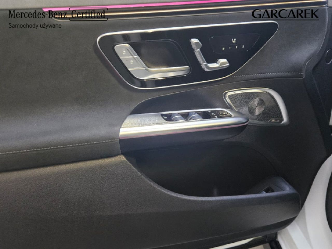 Zdjęcie pojazdu 10 / 26