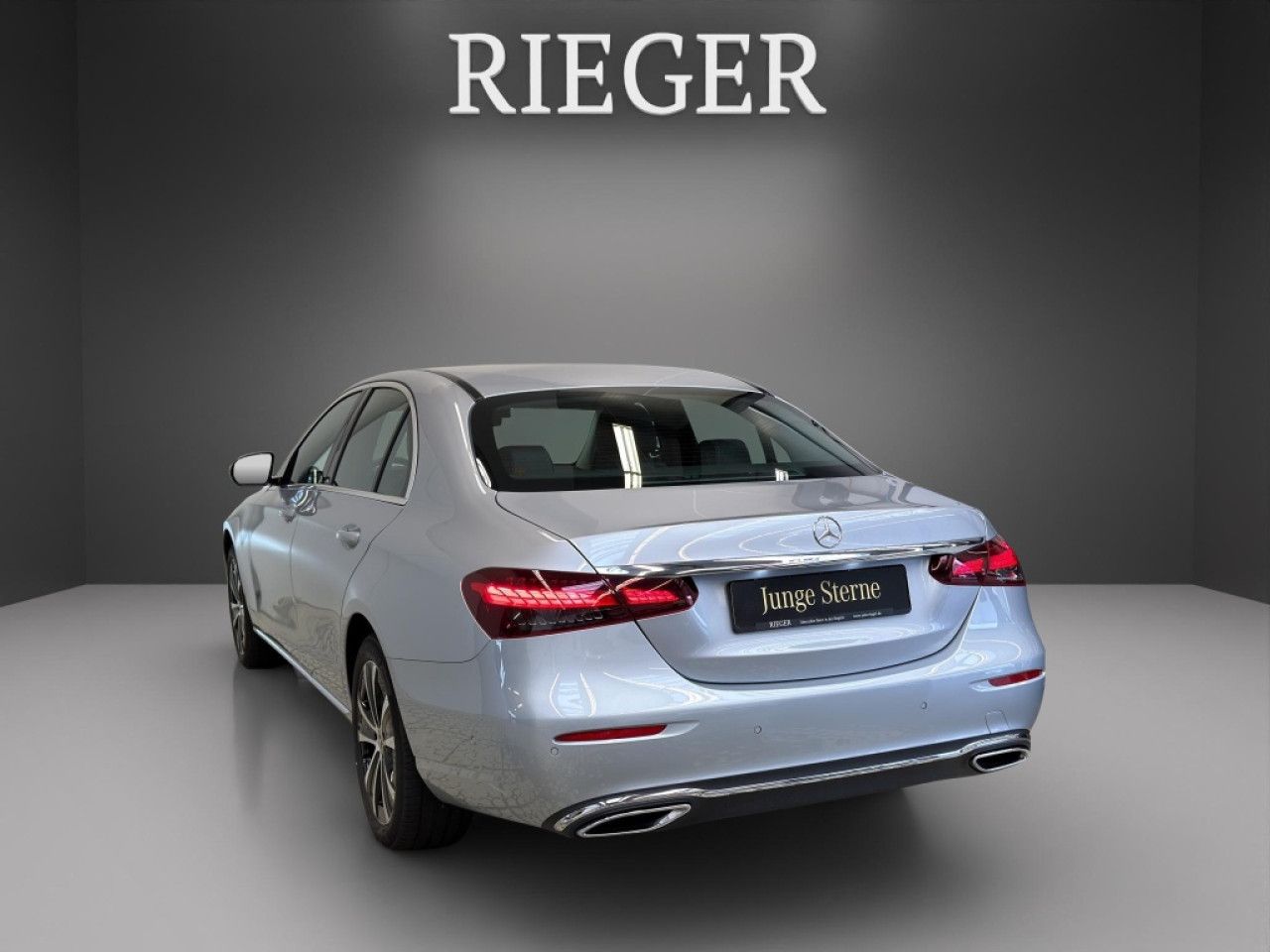 Mercedes-Benz E-Klasse – Bild 9