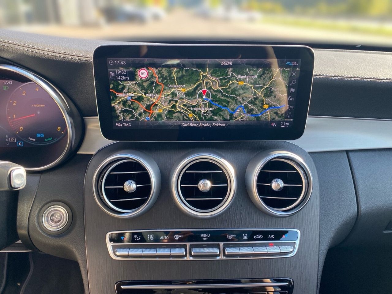 Mercedes-Benz C-Klasse – Bild 9
