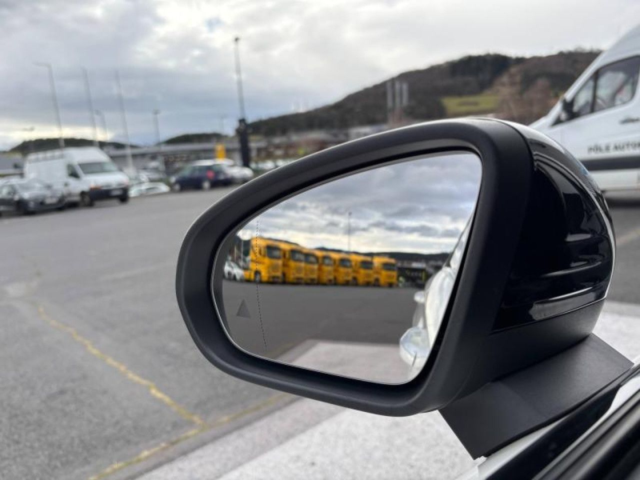 Photo du v&eacute;hicule 13 / 16