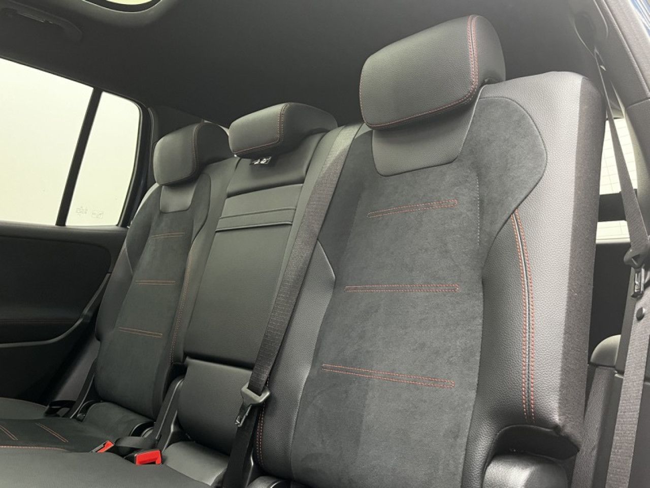 Photo du v&eacute;hicule 13 / 18