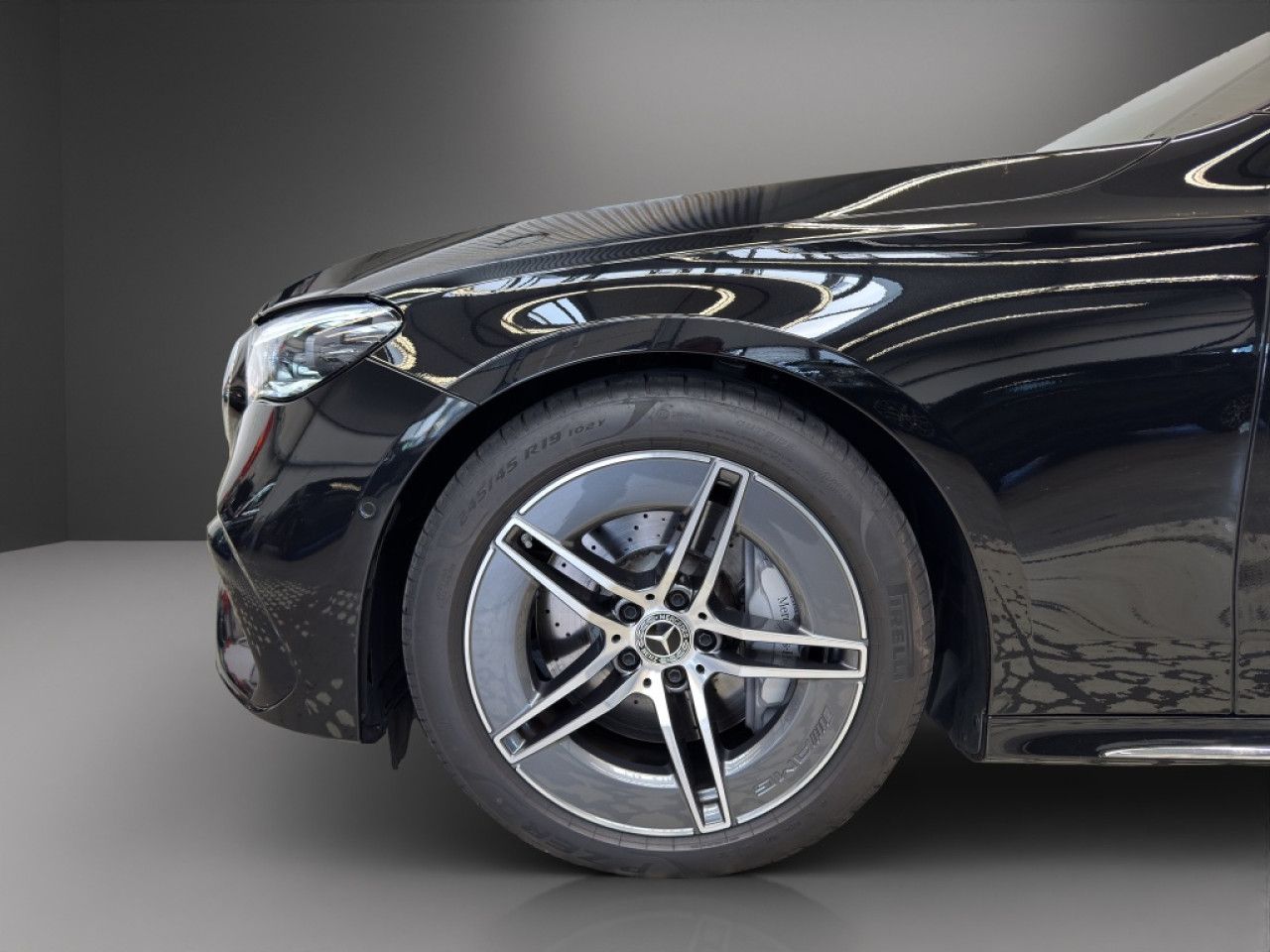 Mercedes-Benz E-Klasse – Bild 4
