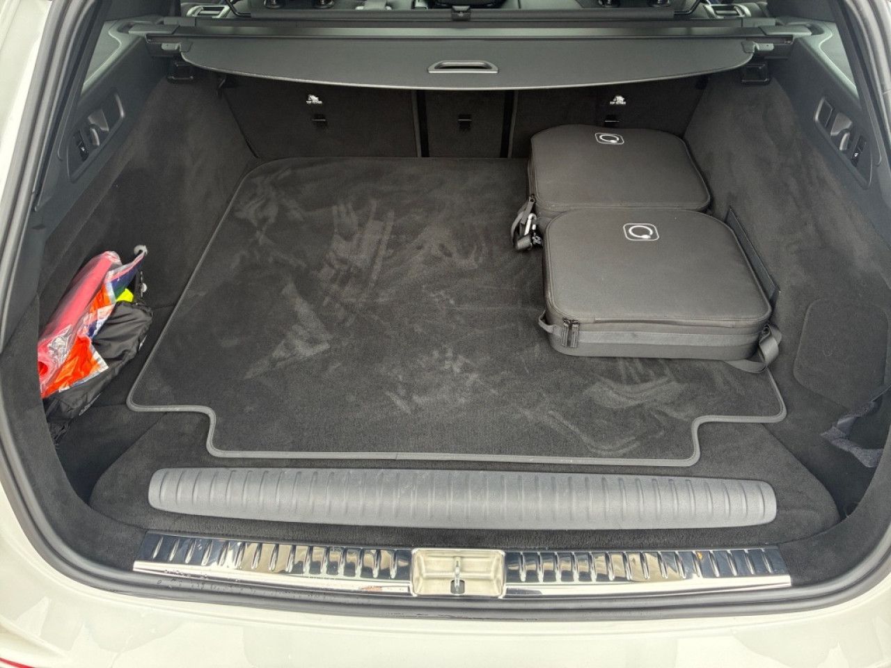 Mercedes-Benz E-Klasse – Bild 9