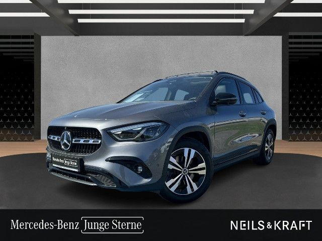 Mercedes-Benz GLA 220