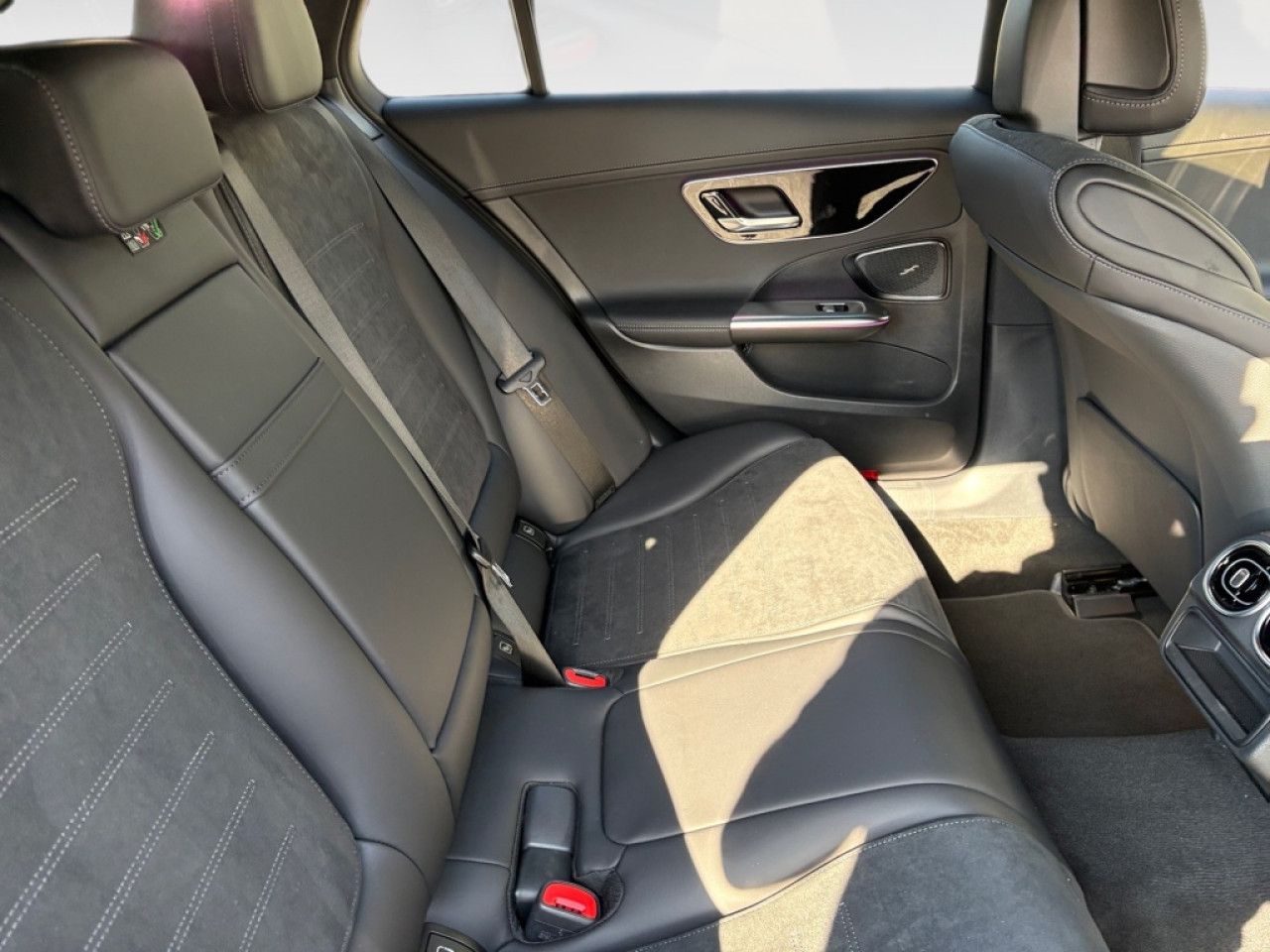 Mercedes-Benz C-Klasse – Bild 8