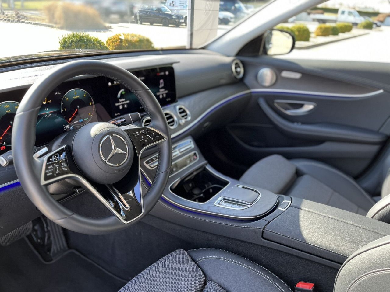 Mercedes-Benz E-Klasse – Bild 16