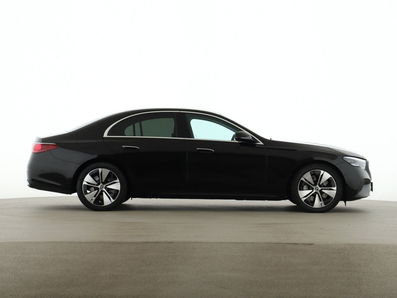 Mercedes-Benz E-Klasse – Bild 6