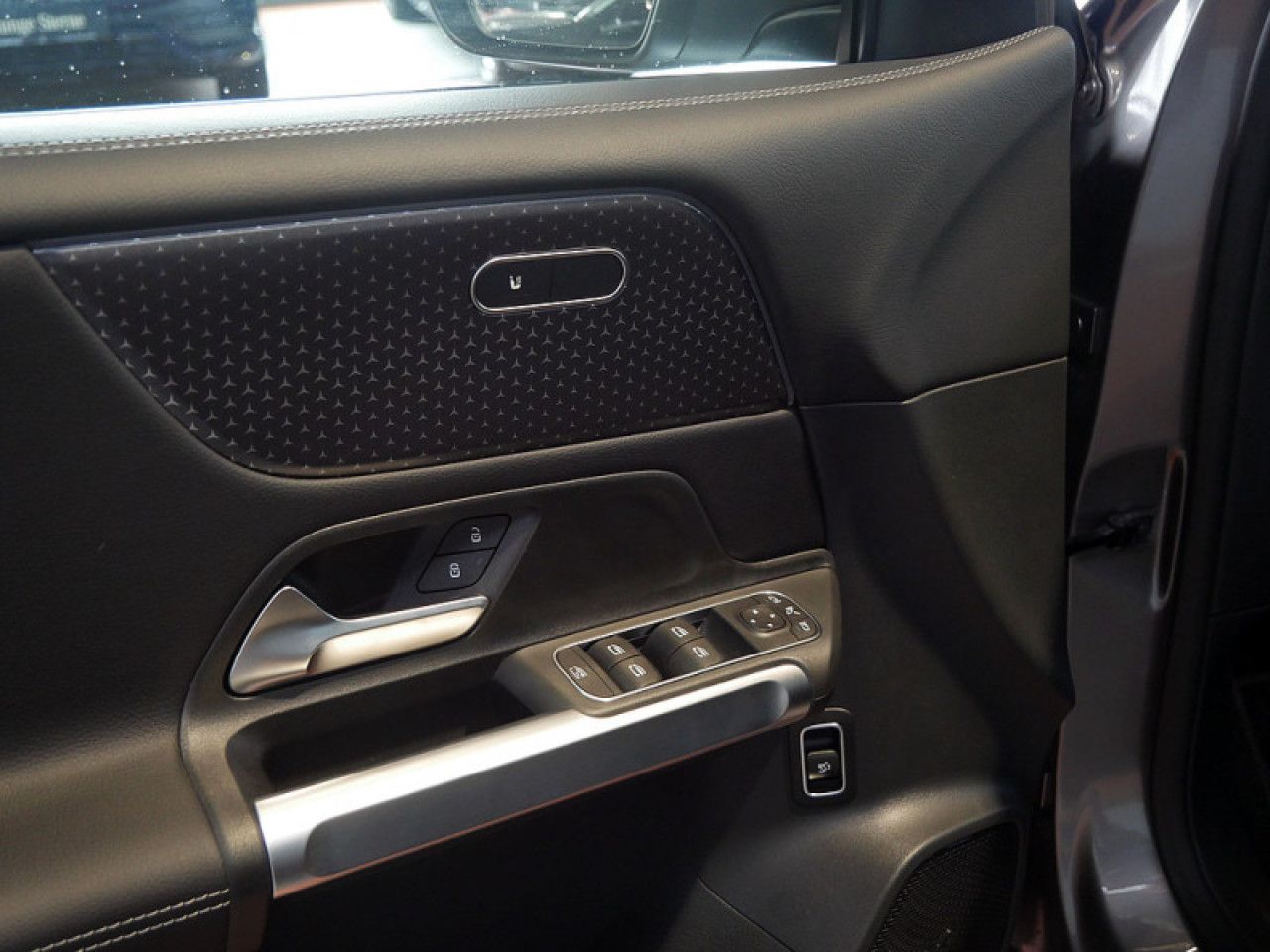 Mercedes-Benz GLB – Bild 14