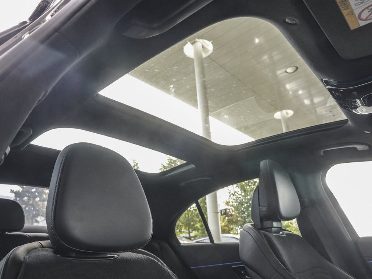 Mercedes-Benz E-Klasse – Bild 6