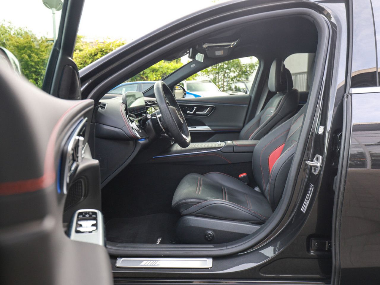 Mercedes-Benz E-Klasse – Bild 12