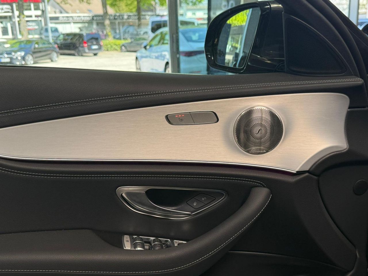 Mercedes-Benz E-Klasse – Bild 14